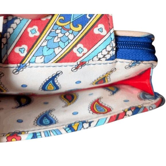 VERA BRADLEY Snap/Zip Around Wallet Wristlet In Marina Paisley - Picture 5 of 6
